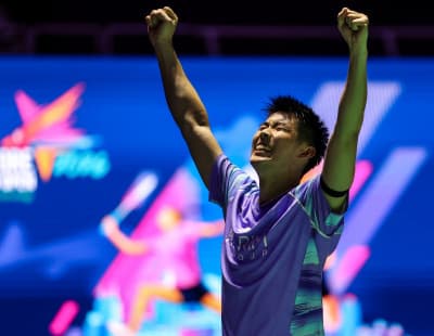 Buổi đánh cầu rèn thể lực - Sức Trẻ Badminton Club